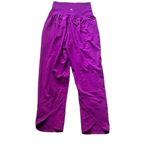 Lululemon Purple Tranquil High Waist Crop Casual Pants Pockets Sz 2 Athleisure - Picture 3 of 11